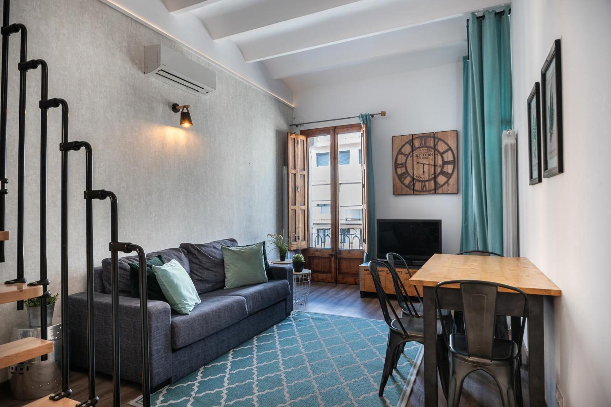 Beautiful Renovated Loft Minutes From The Beach Barcelona Exterior photo